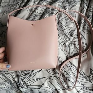 Impeccable Samara Dusty Pink Rose Colored Medium Crossbody Shoulder Bag